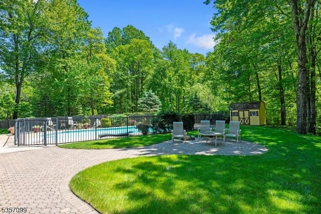 79 Lozier Rd, Mount Olive Twp, NJ 07828 - view of home's community featuring a patio area and a pool