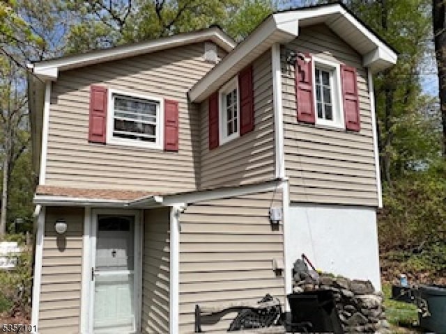8 Oak Ave, Denville Twp, NJ 07834 - view of front of house