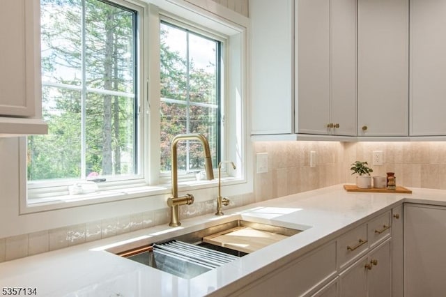 157 Meyersville Rd, Chatham Twp, NJ 07928 - bar area featuring backsplash and a sink