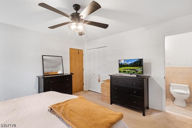 642 Succasunna Rd, Mount Arlington Boro, NJ 07850 - bedroom featuring light carpet, ensuite bathroom, tile walls, and a ceiling fan