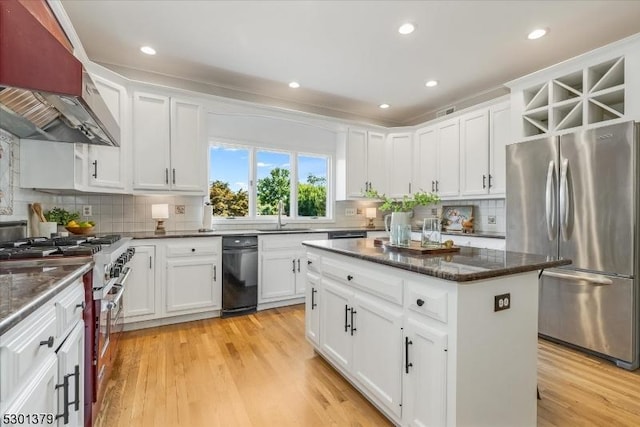 156 Fox Chase Rd, Chester Twp, NJ 07930 - kitchen featuring stainless steel appliances, a sink, backsplash, light wood-style flooring, and white cabinetry