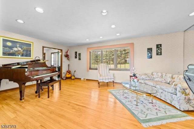 1602 Harbourton Rocktown Rd, Hopewell Twp, NJ 08530 - living room with light wood finished floors and recessed lighting