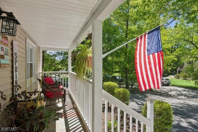 3 Country Club Rd, Livingston Twp, NJ 07039 - balcony featuring covered porch
