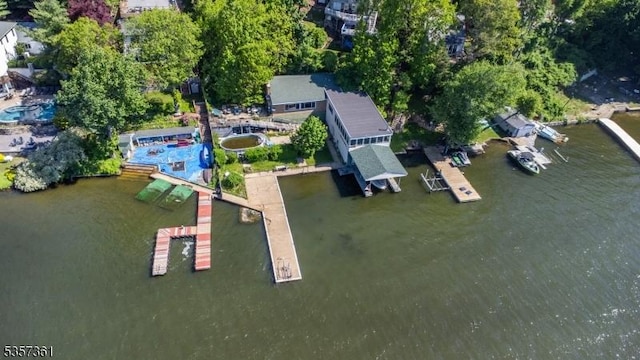 31 Cove Rd, Jefferson Twp, NJ 07849 - aerial overview of property's location with a large body of water