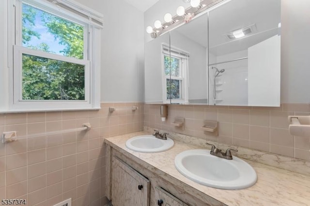 39 Circle Dr, Rockaway Twp, NJ 07866 - full bath featuring healthy amount of natural light, a shower, and double vanity