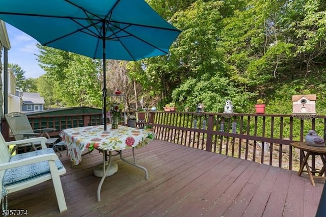39 Circle Dr, Rockaway Twp, NJ 07866 - deck featuring outdoor dining area