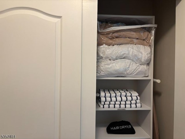 2 Chamonix Dr Unit 107, Vernon Twp, NJ 07462 - view of closet