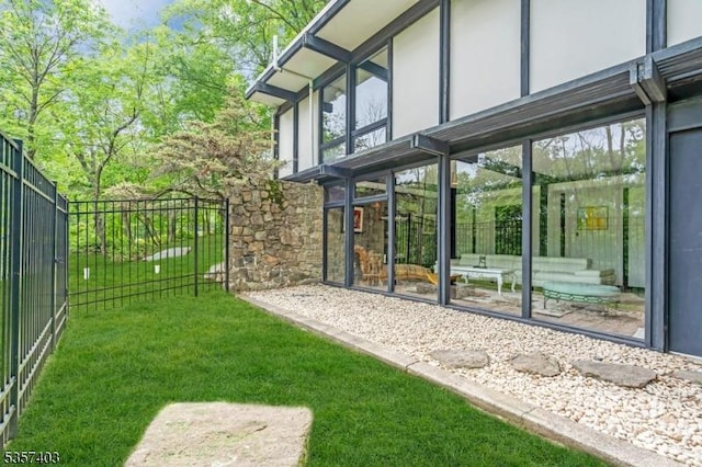 18 Ridge Rd, Tewksbury Twp, NJ 08833 - view of yard