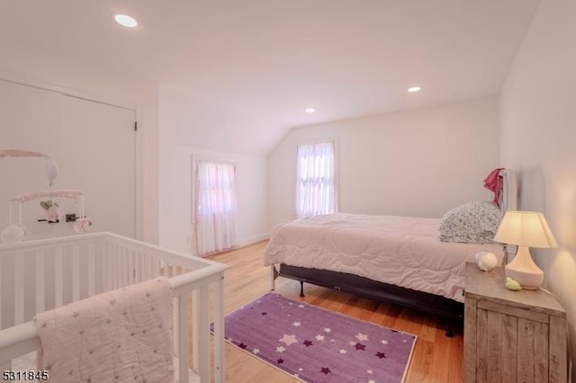 24 Covered Bridge Rd, Branchburg Twp, NJ 08853 - bedroom featuring lofted ceiling, wood finished floors, and recessed lighting