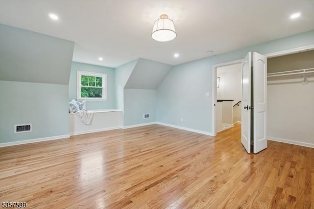 25 Woodcliff Dr, Madison Boro, NJ 07940 - bonus room featuring light wood-style flooring, vaulted ceiling, and recessed lighting