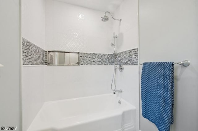 25 Woodcliff Dr, Madison Boro, NJ 07940 - bathroom with tub / shower combination