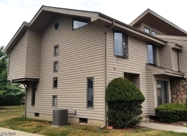 115 Seminole Rd Unit 115, Andover Twp, NJ 07848 - view of side of property featuring central air condition unit
