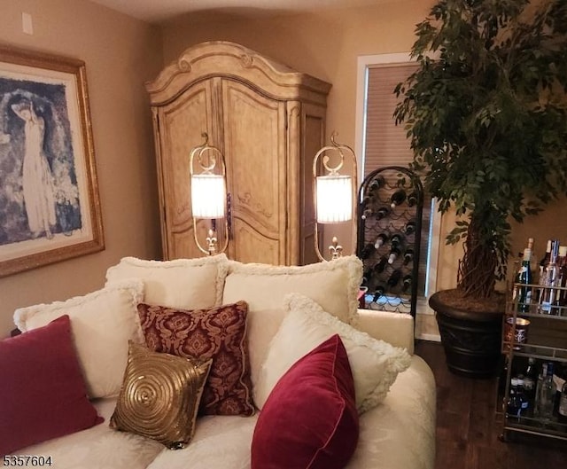 115 Seminole Rd Unit 115, Andover Twp, NJ 07848 - sitting room with wood finished floors