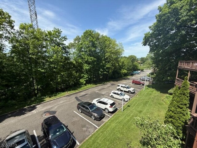 7 Deer Valley Ln Unit 6, Vernon Twp, NJ 07462 - view of uncovered parking lot