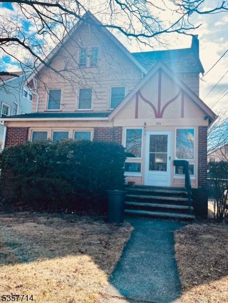 201 W Passaic Ave, Bloomfield Twp, NJ 07003 - view of front of property featuring a chimney