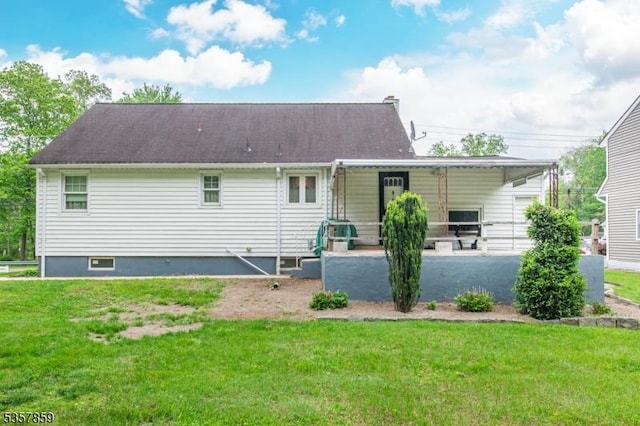25 Pequannock Ave, Pequannock Twp, NJ 07440 - back of property with a yard