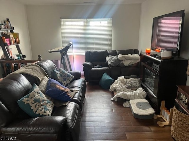 800 Raritan Rd, Clark Twp, NJ 07066 - living room featuring wood-type flooring