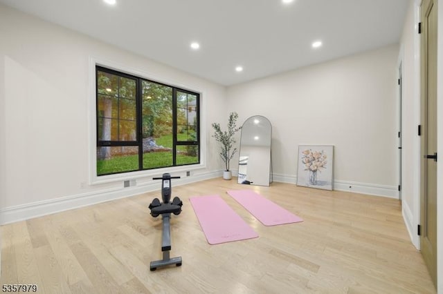 370 Hartshorn Dr, Millburn Twp, NJ 07078 - workout room featuring wood finished floors, recessed lighting, and baseboards