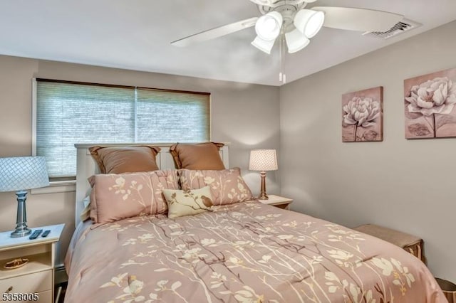 bedroom with a ceiling fan