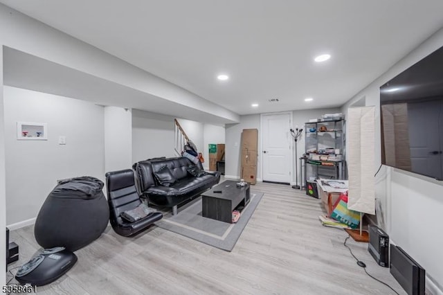 2516-2518 Allen Ave, Union Twp, NJ 07083 - workout room with wood finished floors, recessed lighting, and baseboards