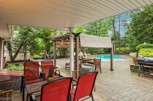 95 Union Ave, Edison Twp, NJ 08820 - view of patio / terrace featuring a pergola, an outdoor pool, outdoor dining space, and fence