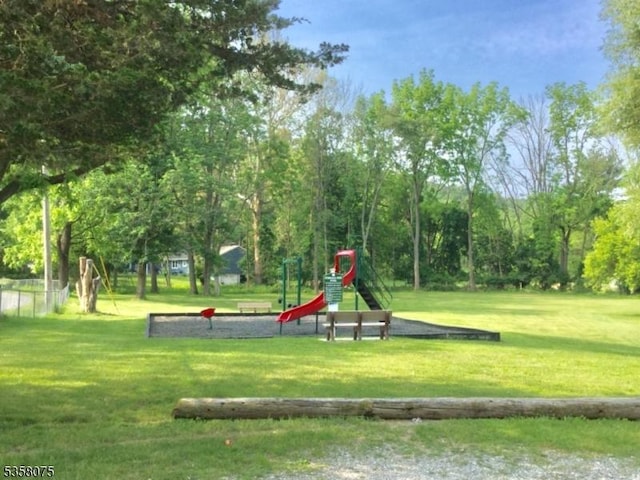 78 Hillside Ter, Green Twp, NJ 07821 - communal playground featuring a yard
