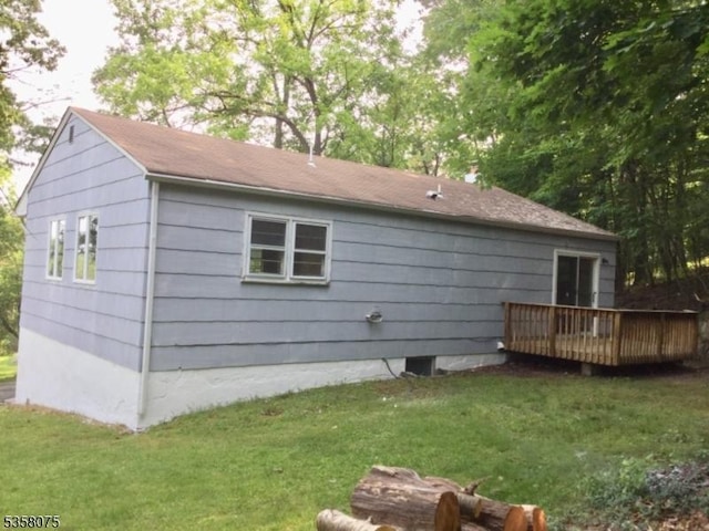 78 Hillside Ter, Green Twp, NJ 07821 - back of house with a deck and a yard