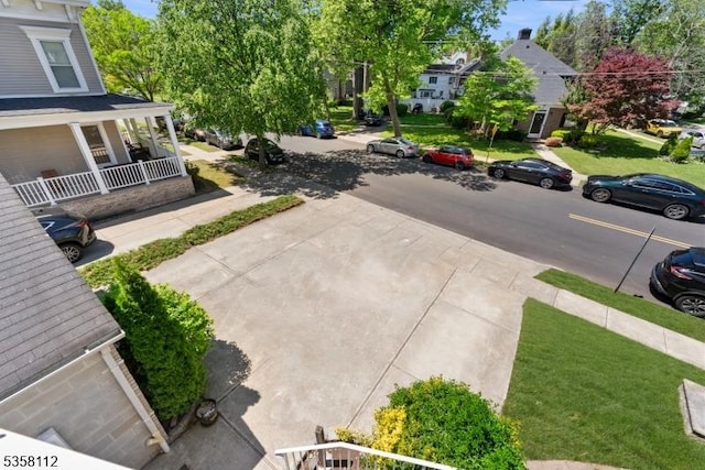 208 W Milton Ave, Rahway City, NJ 07065 - view of yard featuring a porch