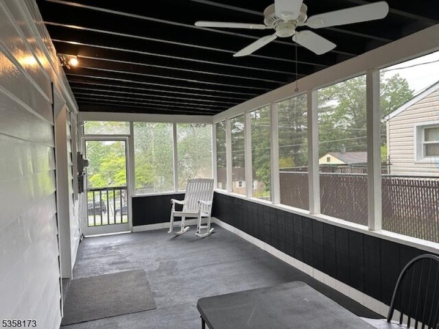 7 Cleveland Ave, Victory Gardens Boro, NJ 07801 - sunroom featuring a ceiling fan