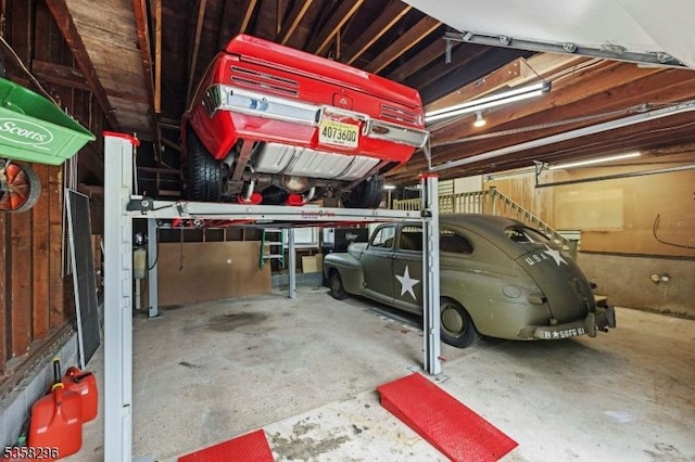 25 Hunter St, Roxbury Twp, NJ 07876 - view of garage
