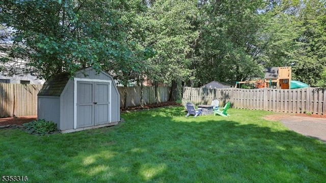 126 Wells St, Westfield Town, NJ 07090 - view of yard with an outdoor fire pit