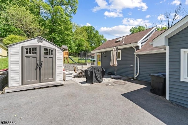 125 Schwarz Blvd, Jefferson Twp, NJ 07849 - view of patio / terrace featuring area for grilling