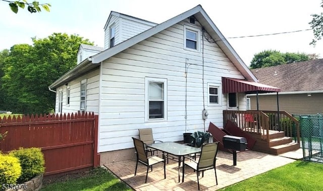 15 Fairfield Ave, Mine Hill Twp, NJ 07801 - back of house with a patio area