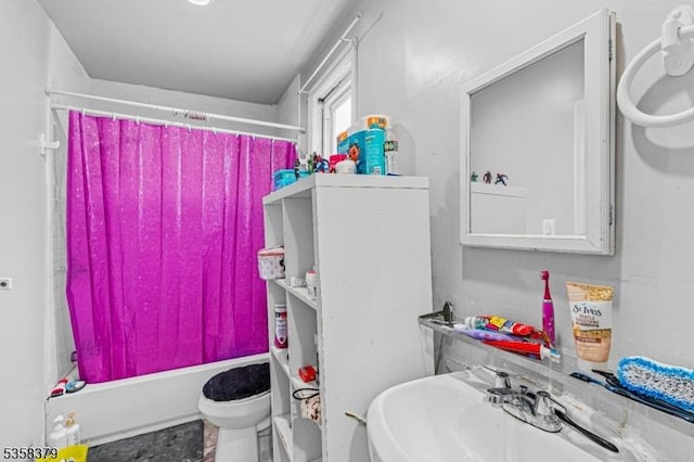 316-318 John St, Elizabeth City, NJ 07202 - bathroom with a sink, toilet, and shower / bath combination with curtain