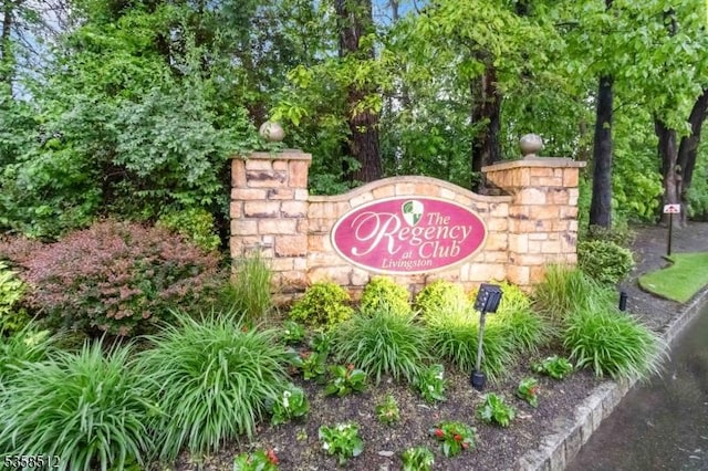 618 Turlington Ct, Livingston Twp, NJ 07039 - view of community / neighborhood sign