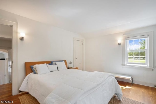 22 Bailey Rd, Millburn Twp, NJ 07041 - bedroom with wood finished floors and baseboards