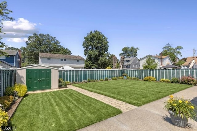 718 Pine St, Roselle Park Boro, NJ 07204 - fenced backyard with a shed and a residential view