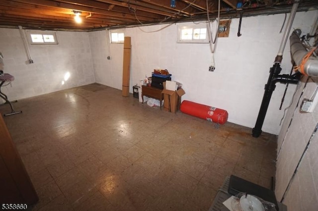 293 Oak Ridge Rd, Clark Twp, NJ 07066 - below grade area featuring tile patterned floors