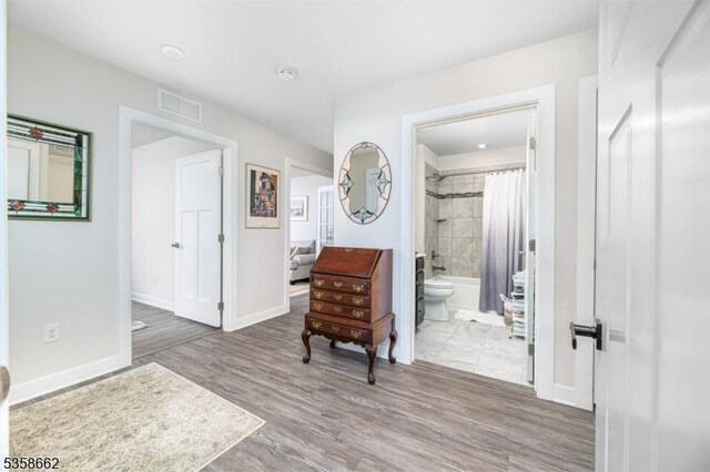 8 Lam Dr, Hardyston Twp, NJ 07419 - corridor featuring baseboards and wood finished floors