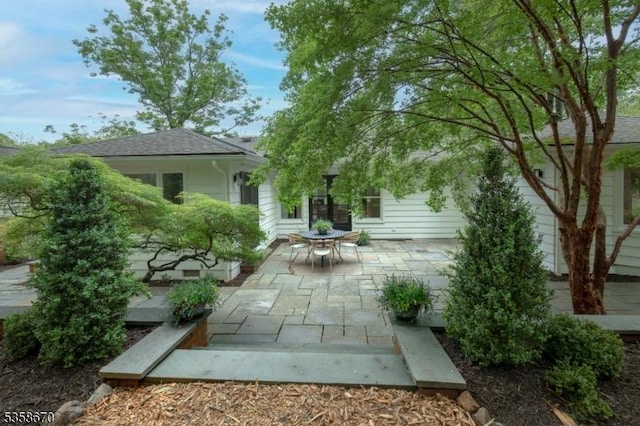 25 Highland Ave, Peapack Gladstone Boro, NJ 07931 - view of patio