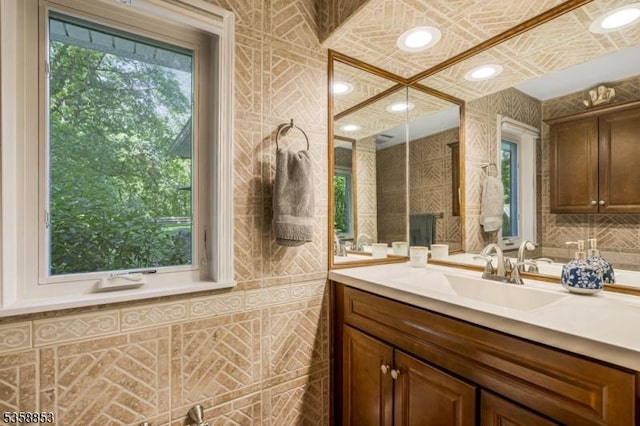 439 Mountain View Rd, Franklin Twp, NJ 08802 - bathroom featuring vanity
