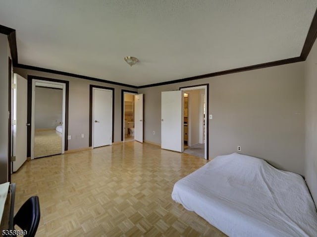 1068 Robin Rd, Hillsborough Twp, NJ 08844 - bedroom featuring crown molding, connected bathroom, and multiple closets