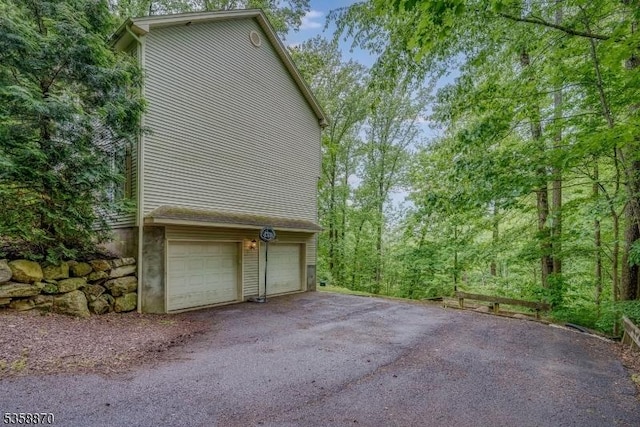 221 Sussex Ave, Andover Twp, NJ 07860 - garage with driveway