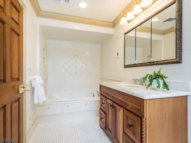 9 Brookside Ter, North Caldwell Boro, NJ 07006