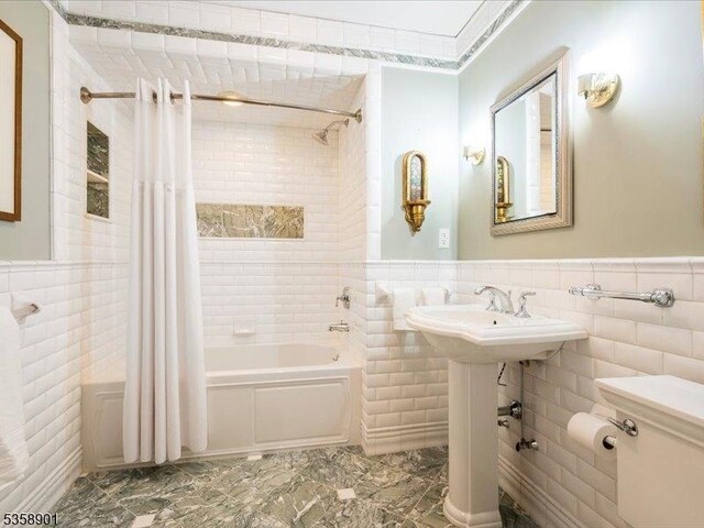 9 Brookside Ter, North Caldwell Boro, NJ 07006