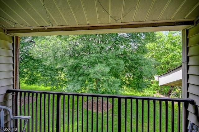 62 Taylor Dr, Franklin Twp, NJ 08823 - view of balcony