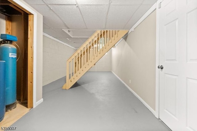580 Mountainview Dr, North Plainfield Boro, NJ 07063 - finished below grade area featuring stairs, concrete block wall, baseboards, and a drop ceiling
