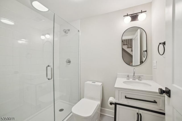84 Elmwood Ave, Chatham Boro, NJ 07928 - full bathroom featuring a shower stall, toilet, vanity, and baseboards