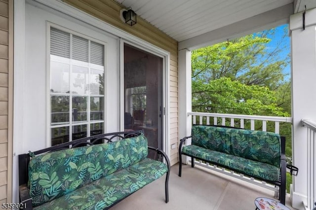 7013 Brookfield Glen Dr, White Twp, NJ 07823 - view of balcony