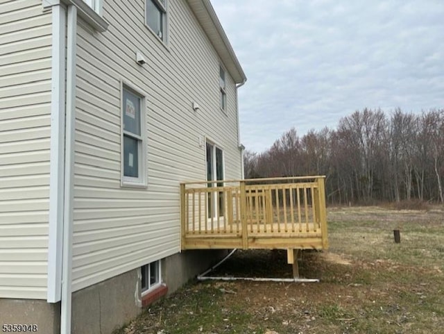 715 Pittstown Rd, Franklin Twp, NJ 08825 - view of side of home featuring a wooden deck
